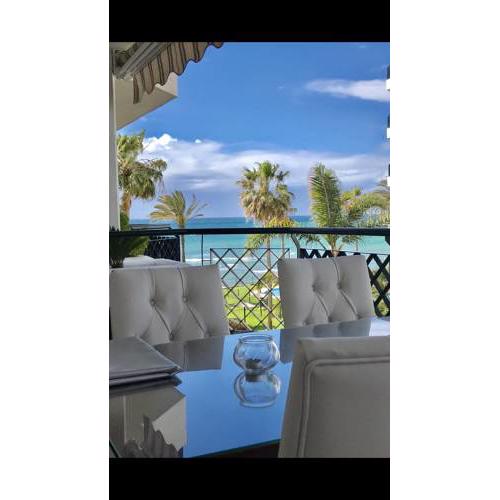 MI CAPRICHO C2 Beachside Apartments with sea view