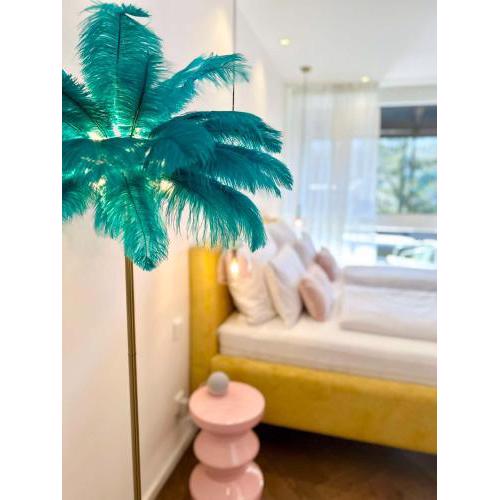 Miami Vice Appartement mit Balkon zur Traun - Das Alpenzeit im Zentrum