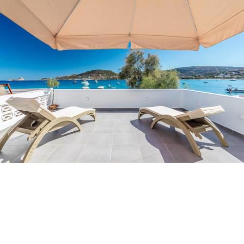 Michalakis Seaside Suites