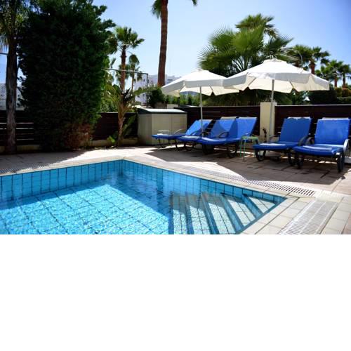 Mickey1 Villa, 3 bed, FREE car, in Pernera, private pool,