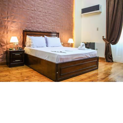 Midtown Hostel