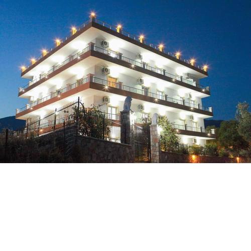 Mihalis Apartments