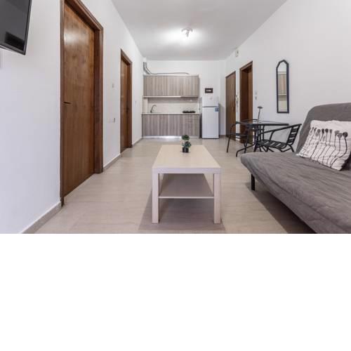 Mike's Apartments