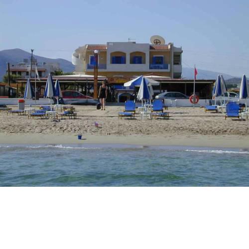 Mike's Beach Apartments & Studios