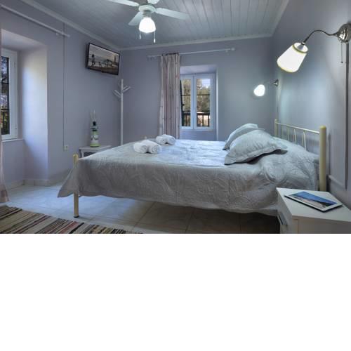 Mikroulis Residence