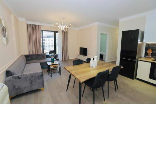Miku Apartment - Captivating 3 Bedroom At Olympic Residence