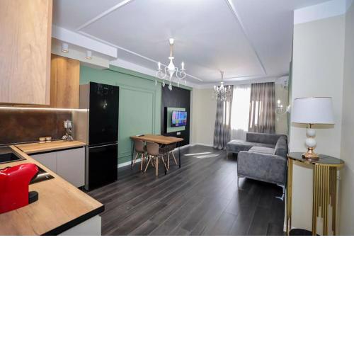 Miku Apartment - Impressive 1 Bedroom Downtown Tirana