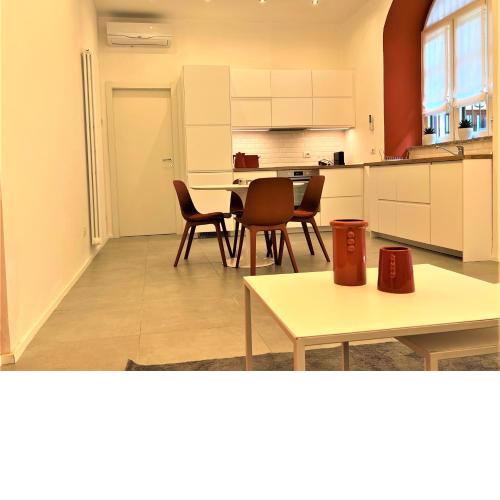 Milan Navigli apartment