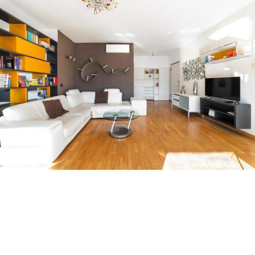 Milano Rogoredo Apartment with garage