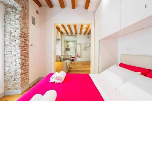 Milano Suite Home