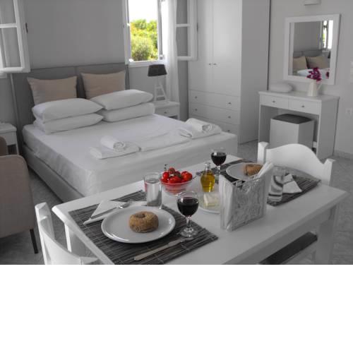 Milos Bay Suites