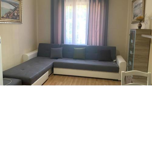 Mingo’s Apartment
