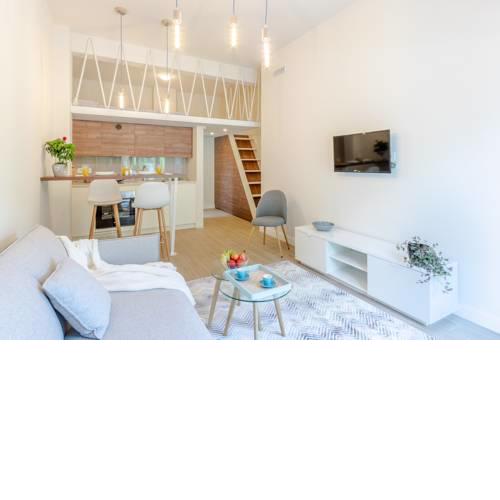 Mini Condos 0.5 large studio with outdoor patio!