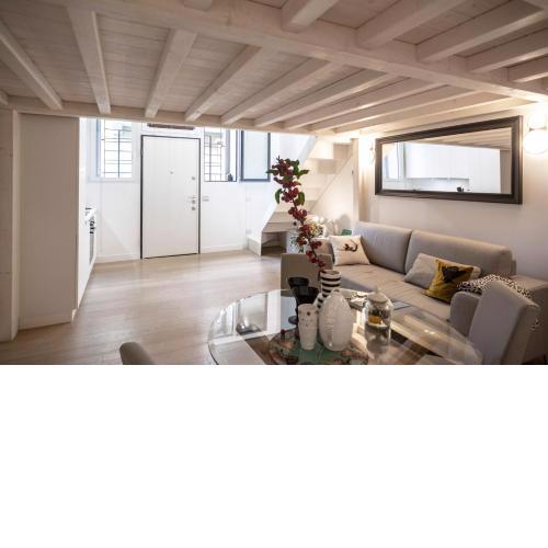 Minimal Loft in Centro a Milano