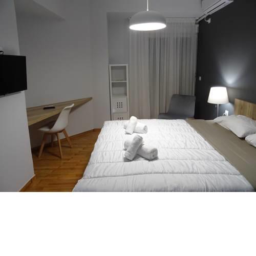 Minimal Luxury near Acropolis