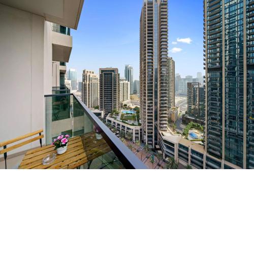 Minimalistic Contemporary 1BR in Burj Downtown DXB
