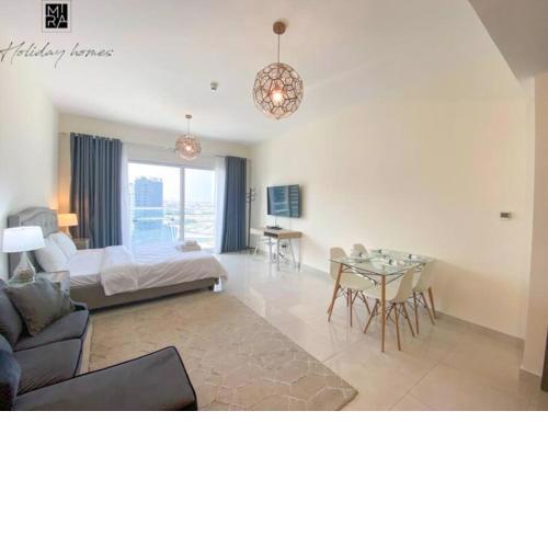 Mira Holiday Homes - Lovely Studio in AG tower with free parking