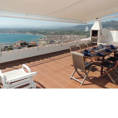 MIRADOR-Casa en el Puig Rom -Roses con excelentes vistas al mar y piscina