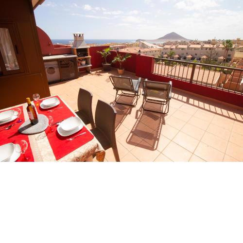 MIRANDAS CHOICE PENTHOUSE - by MEDANO4YOU