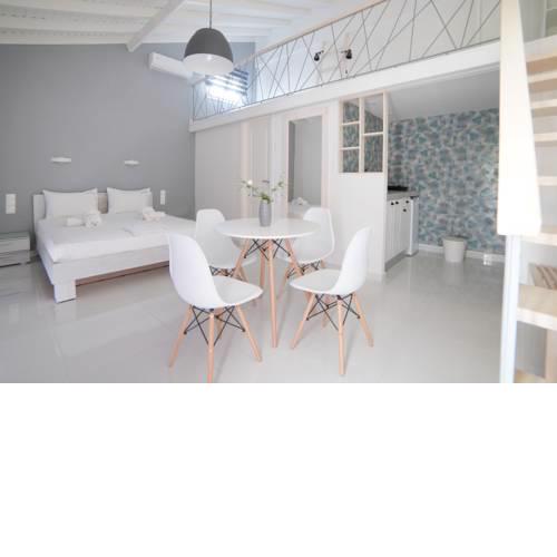 Mirsini Studios & Apartments