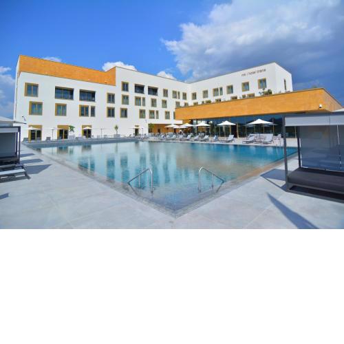 mk hotel tirana