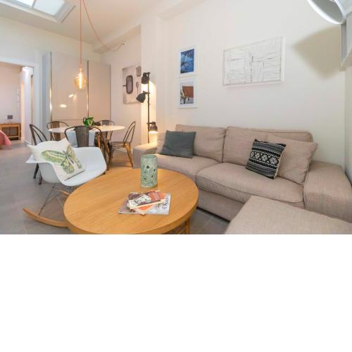 MM Marconi Roomy & Modern Flat