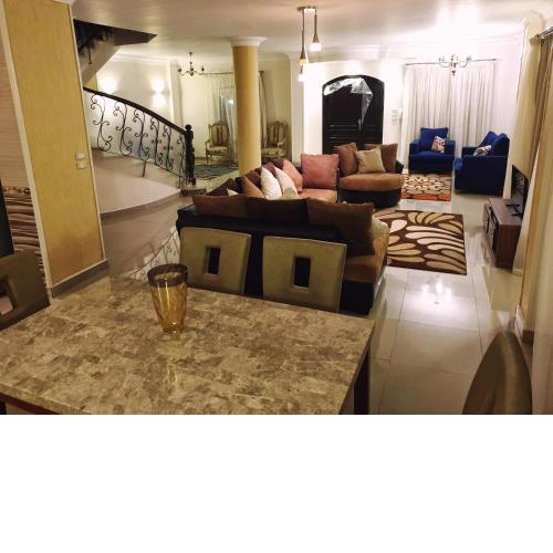Moataz Duplex New Cairo - Families and Married Couples only