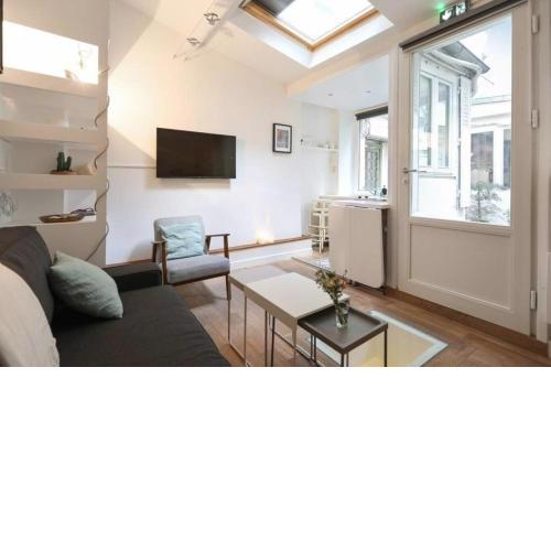Modern 1 Bedroom Apartment near Eiffel Tower
