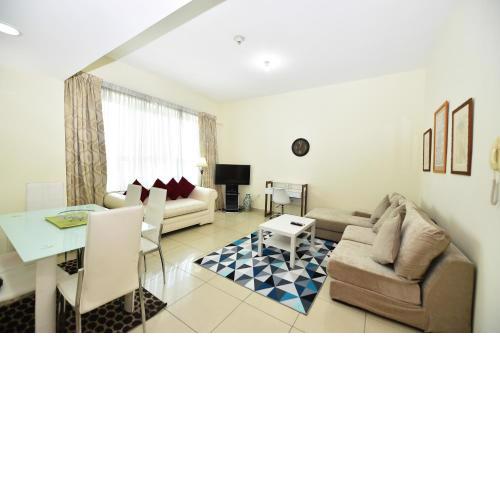 Modern 1BR near the Metro in Armada Tower 3 - AWD