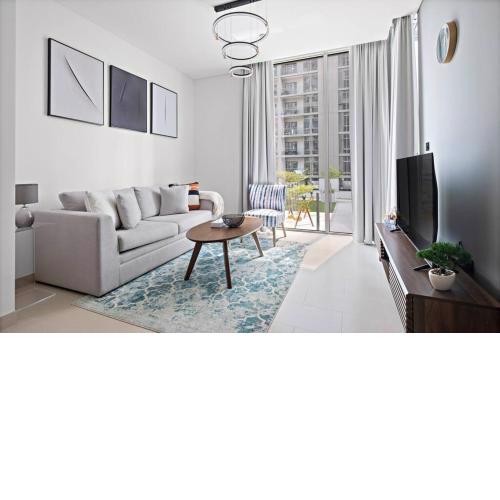 Modern 1BR with Amazing Building Amenities
