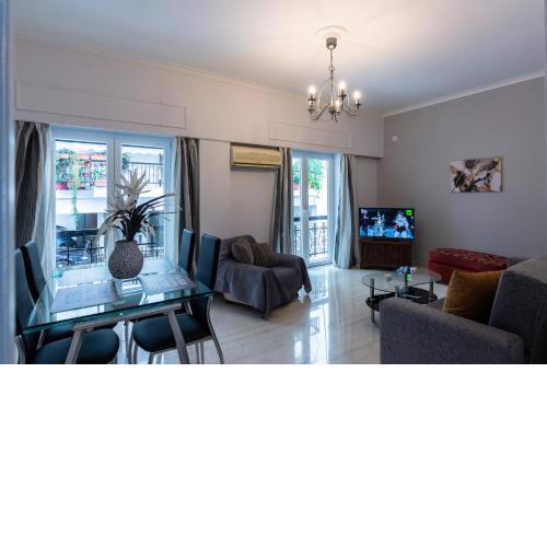 Modern 2-bedroom flat in the heart of Piraeus