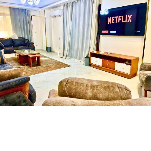 Modern 3BR Apartment - Prime Dokki Location