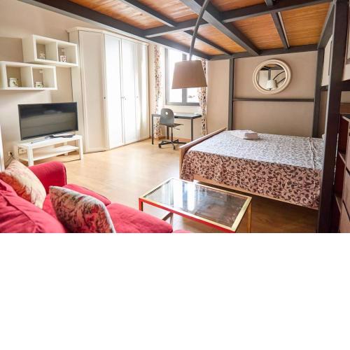 Modern apartment - near Isola distric and Centrale