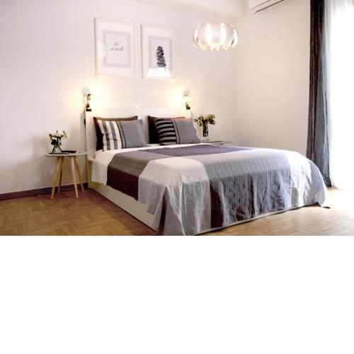 Modern Apartment 100 m.from Archaeological Museum!