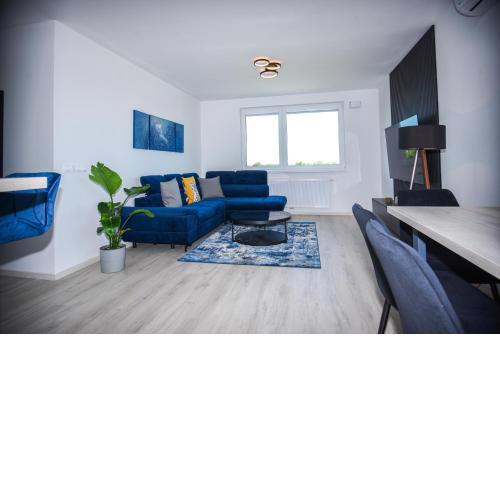 Modern apartment 2BDRM - AIRPORT