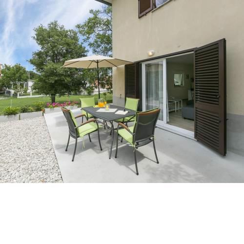 Modern Apartment in Labin with Barbecue