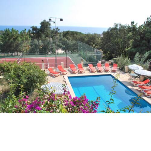 Modern Apartment in Lloret de Mar with Swimming Pool