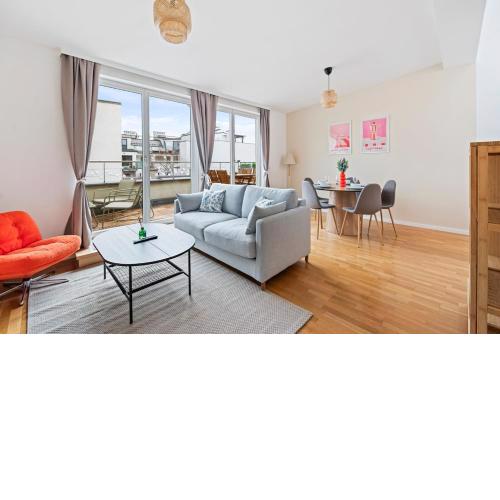 Modern Apartment near City Center - Rooftop Terrace