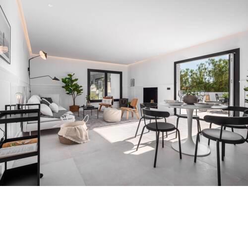 Modern apartment with amazing views