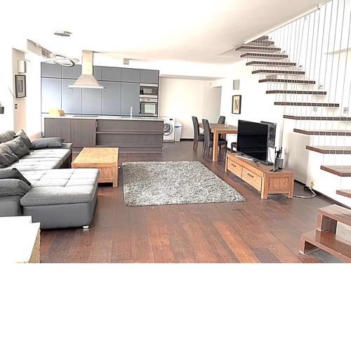 Modern Apartment with Sauna and Jacuzzi