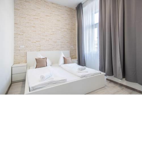 Modern apartments near Staropramen brewery by easyBNB