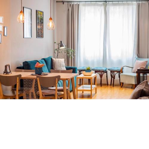 Modern central apartment - 2 BDR & 2 Baths