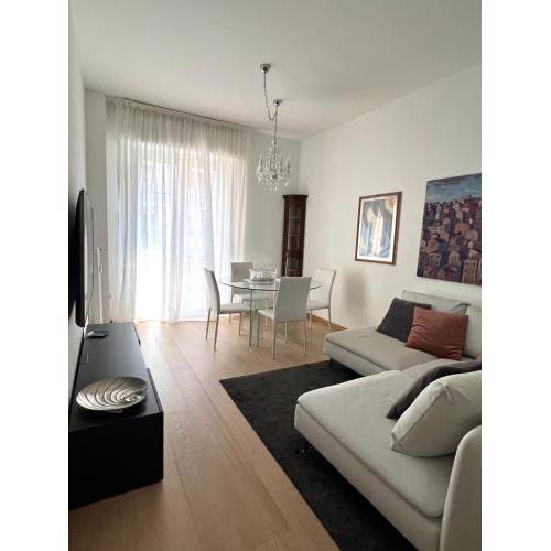 Modern & Cozy Apartment near Politecnico