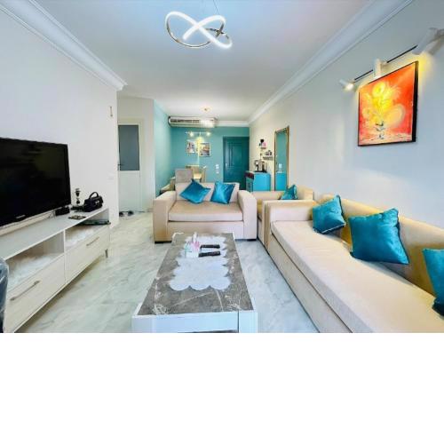 Modern Cozy Sunset Heliopolis