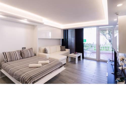 Modern & Elegant Loft