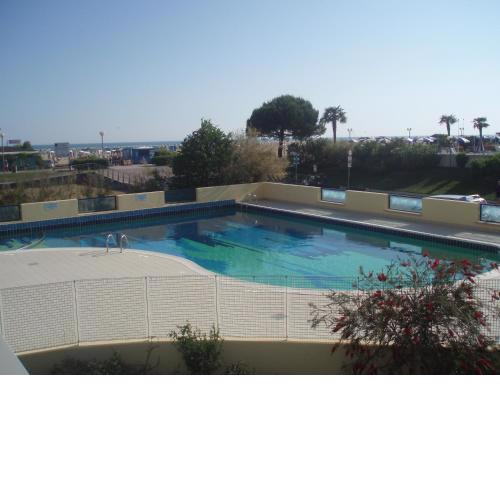 Modern flat for 8 people with swimming pool and sea view - By Beahost Rentals