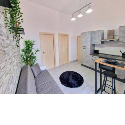 Modern flat M1 Bisceglie, Rho fiera with private parking