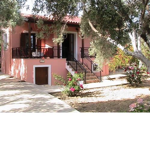 Modern Holiday Home in Sfakaki Crete with Swimming Pool