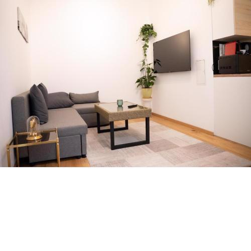 Modern kitchen - terrace - central - Restify 9