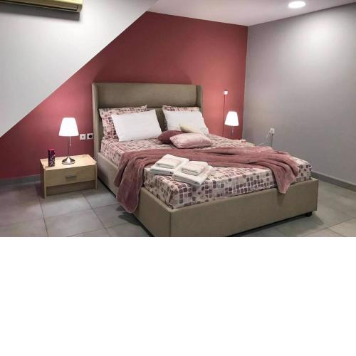 Modern & Spacious , Near Airport, Queen Bed, Pkg